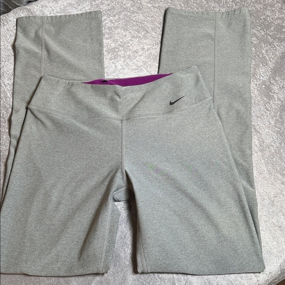 Nike Pants - Nike Heather Gray Leggings with Vibrant Purple Lining